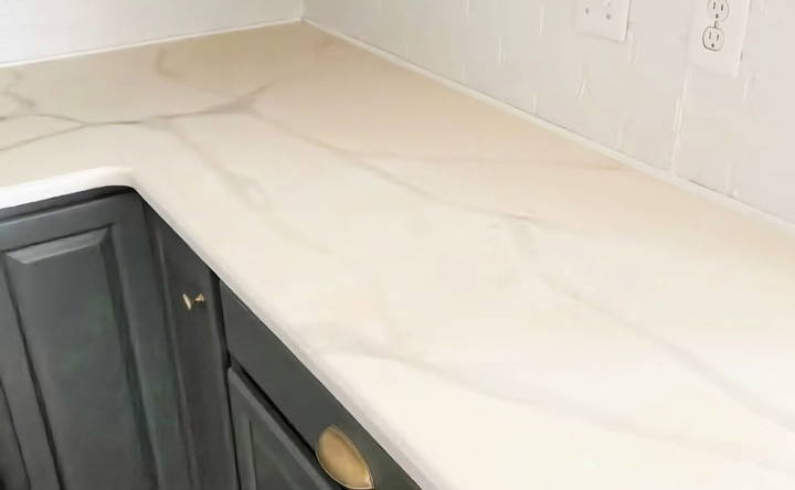 handmade faux marble countertop