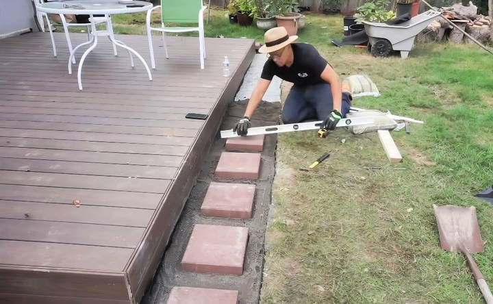 how to build a paver walkway