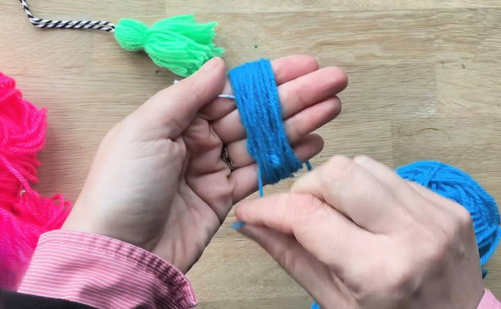 how to make a tassel