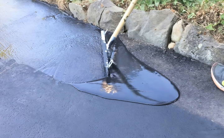 how to reseal a driveway