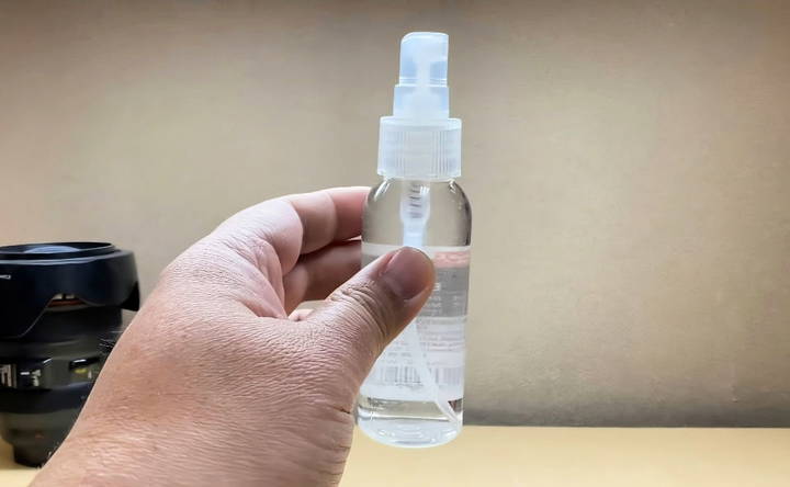 make your own eyeglass cleaner