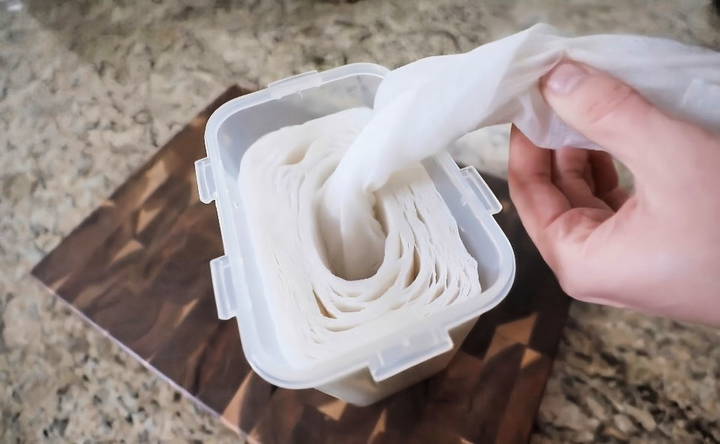 making disinfectant wipes at home