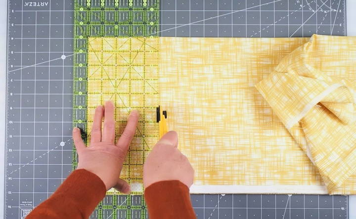 cutting your quilted blanket fabric