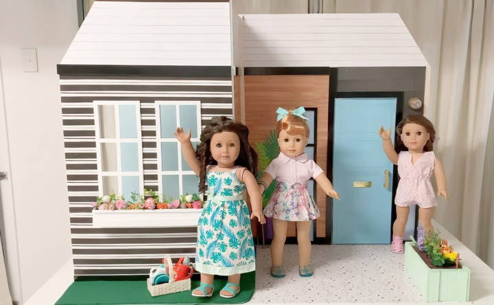 make an american girl dollhouse