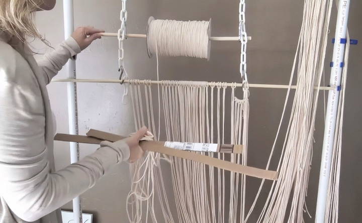 setting up the macrame