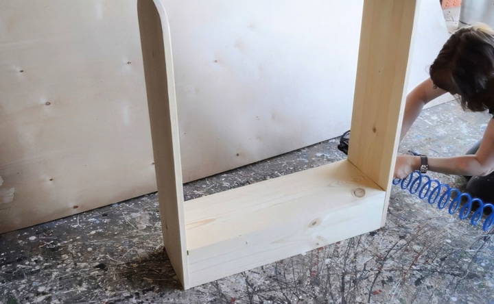 strengthening the saddle stand base