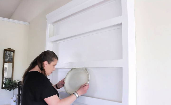 wall mounted plate rack