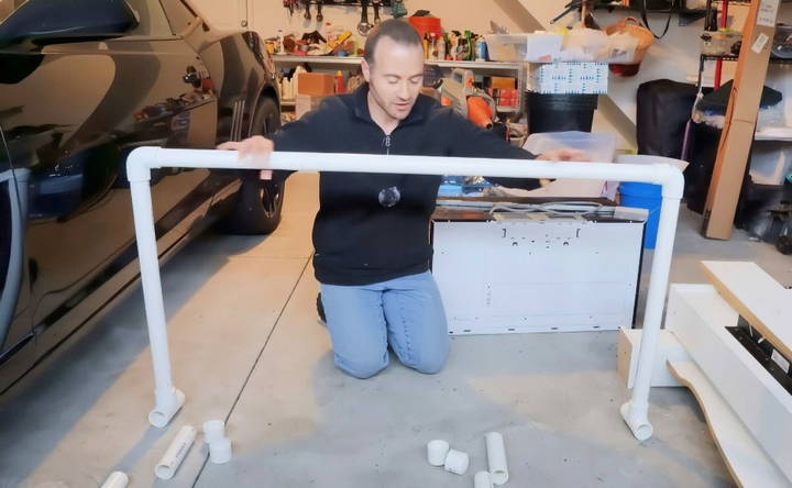 assemble the pvc pipe frame