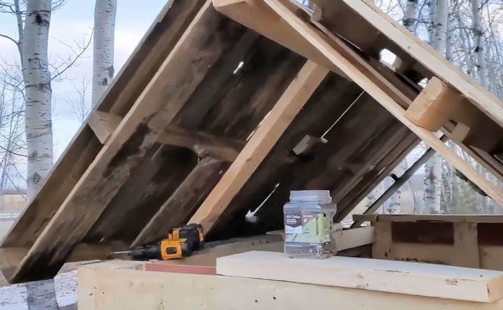 building the playhouse roof