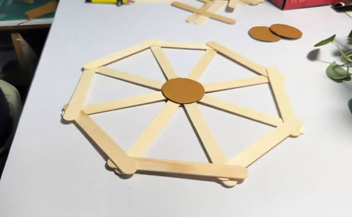 create the ferris wheel frames