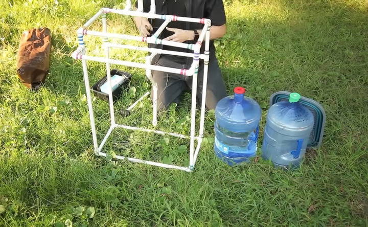 cutting and assembling the pvc pipes