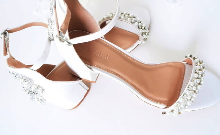 diy wedding shoe for bridal