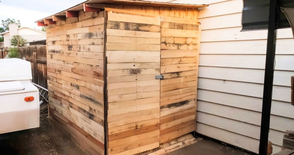 how to build a pallet shed