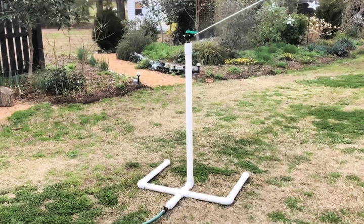 how to build a pvc sprinkler