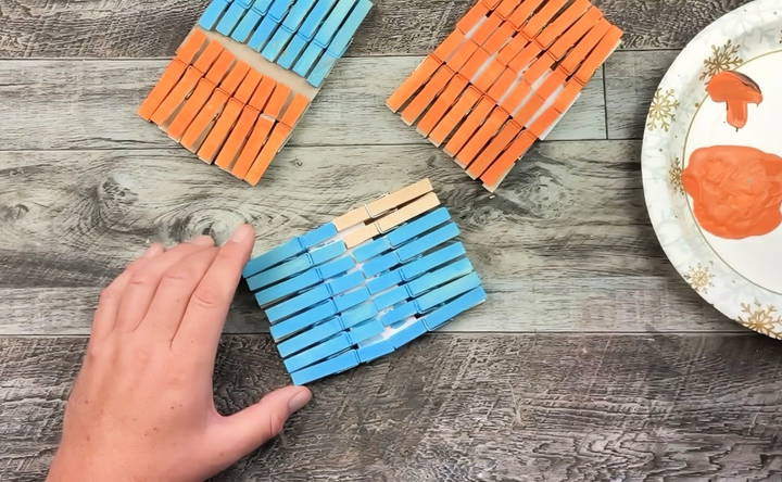 painting the clothespins