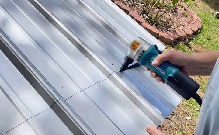 cut metal roofing using electric shears