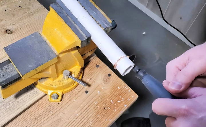 cut pvc pipe using a rotary tool