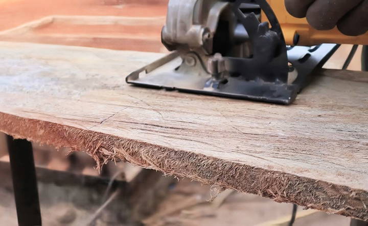 cut the timber to beehive size