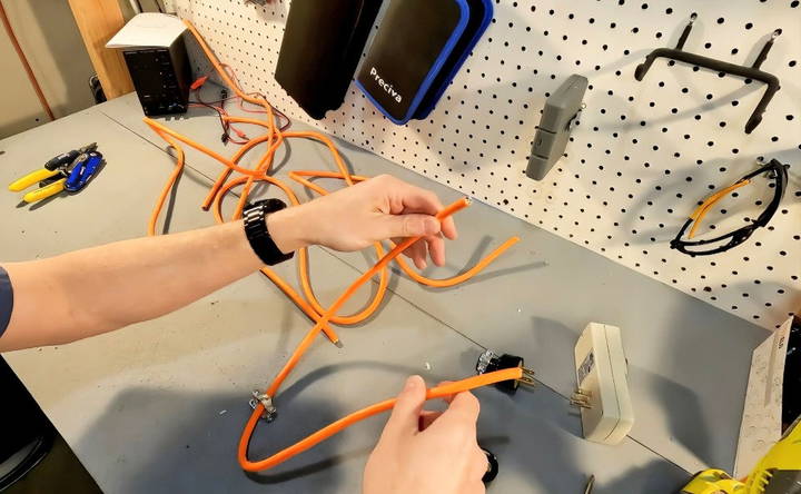 cut your extension cord to length