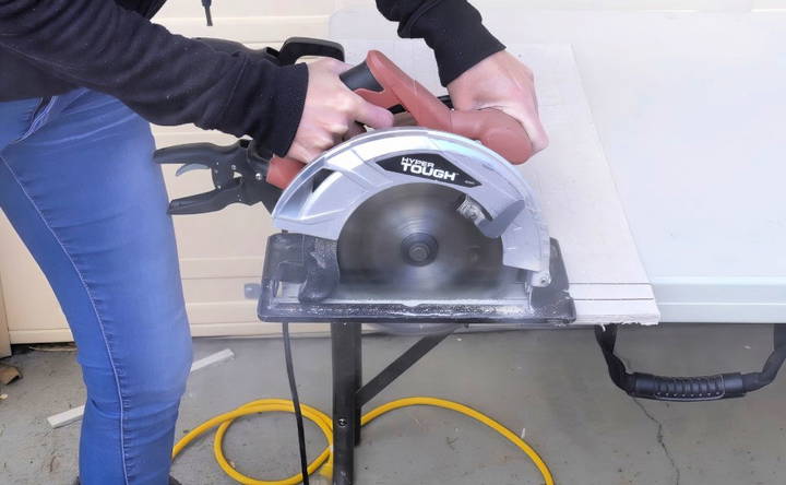 cutting cement board using a circular saw