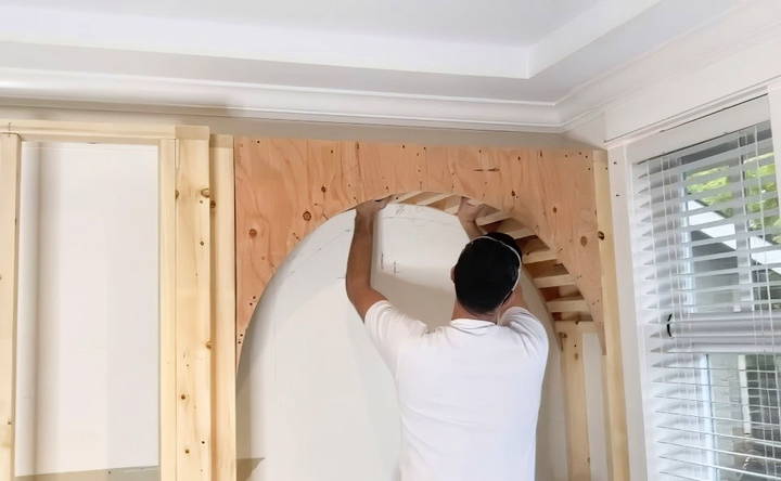 how to build a fireplace arch