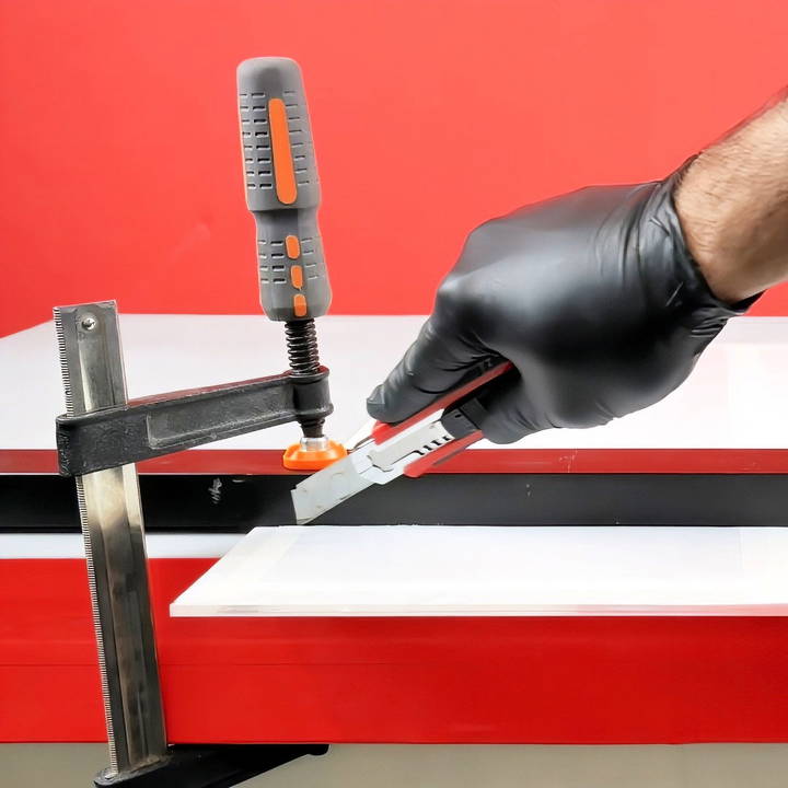 how to cut acrylic sheet without cracking