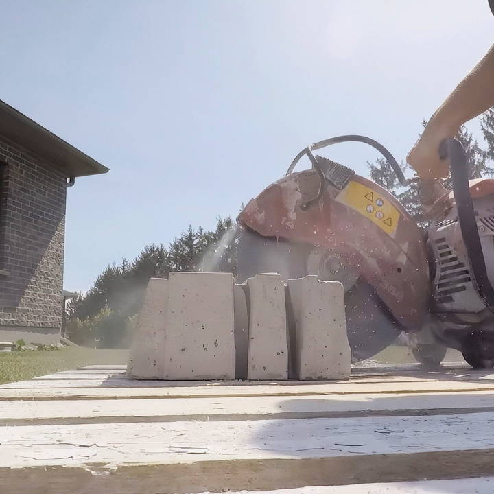 how to cut pavers by hand