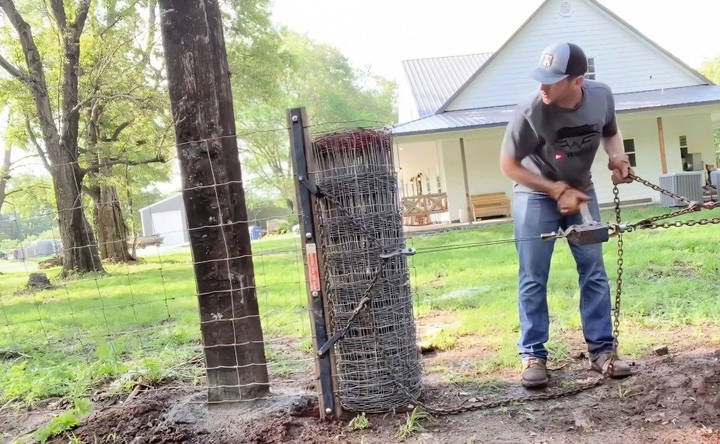 quick and easy diy goat pen