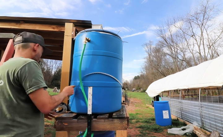 stabilizing the water tower structure