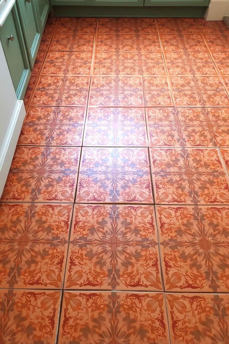 Brown Patterned Floor Tiles - 24 Brown Kitchen Ideas