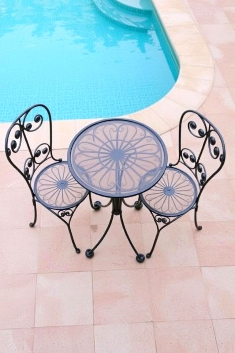 Chic Bistro Sets - 24 Pool Furniture Ideas