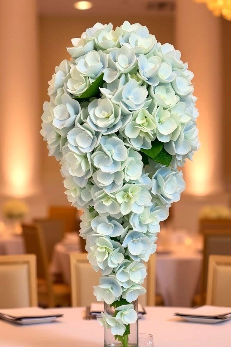 Elegant Waterfall Hydrangea Centerpiece - 24 Hydrangea Centerpiece Ideas