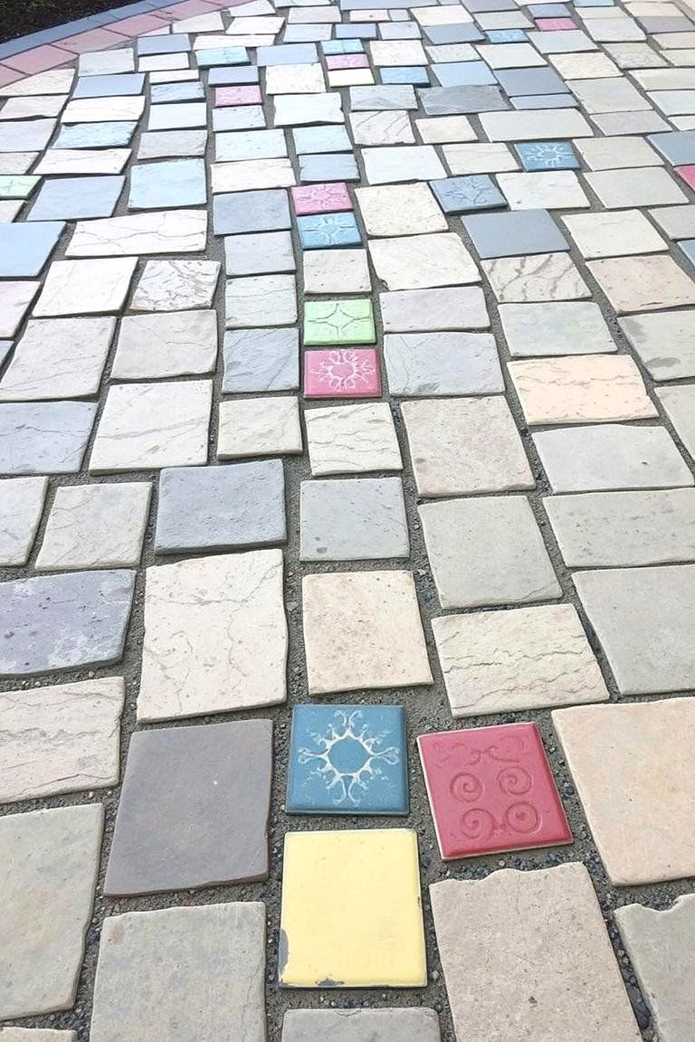 Flagstone and Tile Combination - 24 Flagstone Patio Ideas