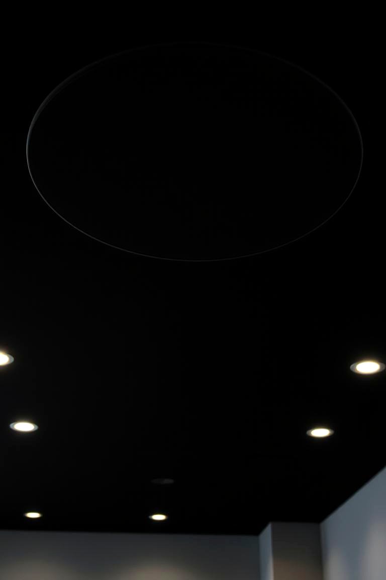 Integrated Lighting on Black Ceilings - 24 black ceiling ideas