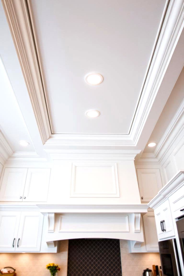 Polished Crown Molding Enhanced Ceiling - 24 Kitchen Ceiling Ideas