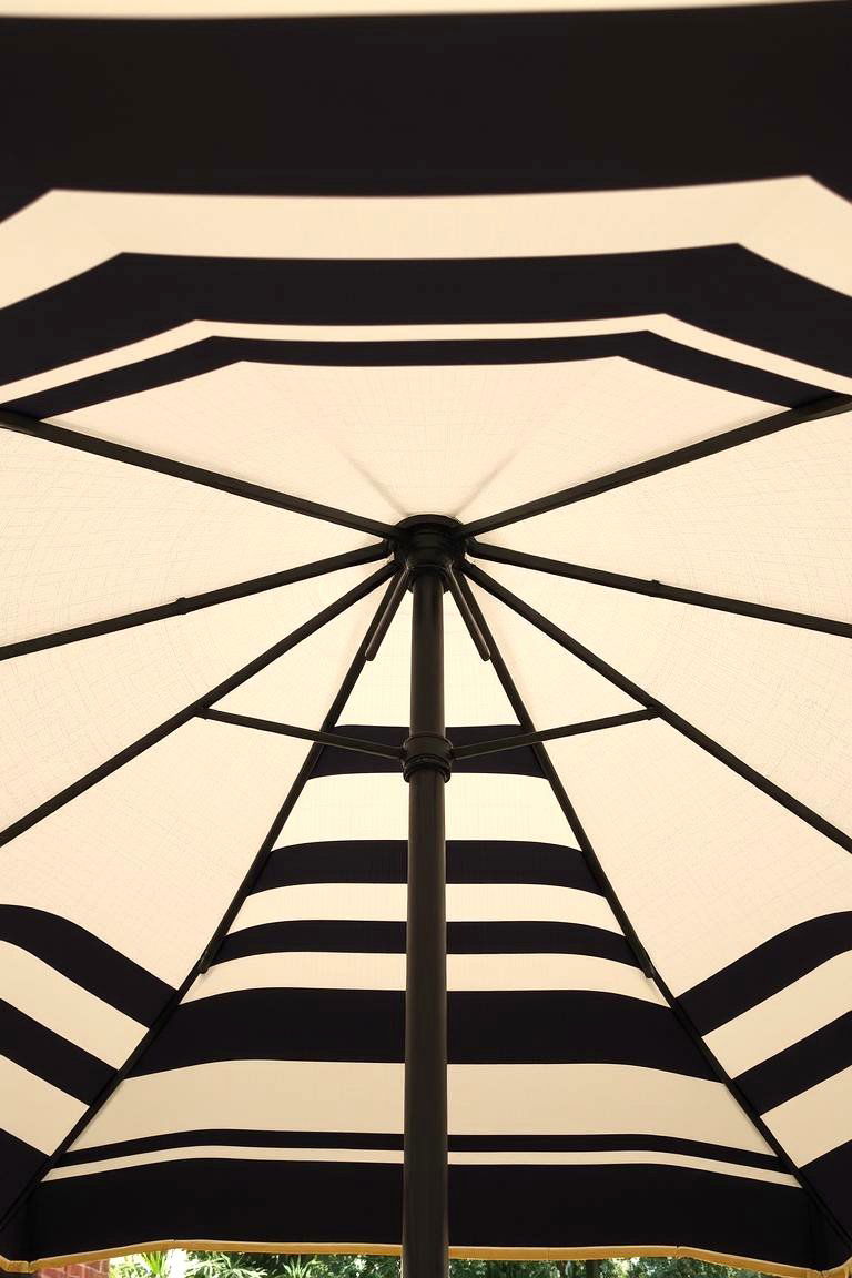 Striped Patio Umbrella Design - 24 Black and White Patio Ideas