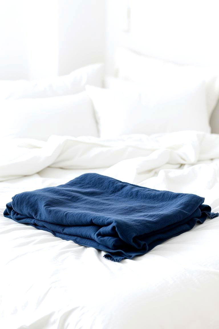 White Bedding as a Base - 24 Preppy Room Ideas
